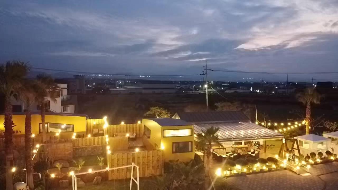 Morning Beach Pension Jeju Exterior photo
