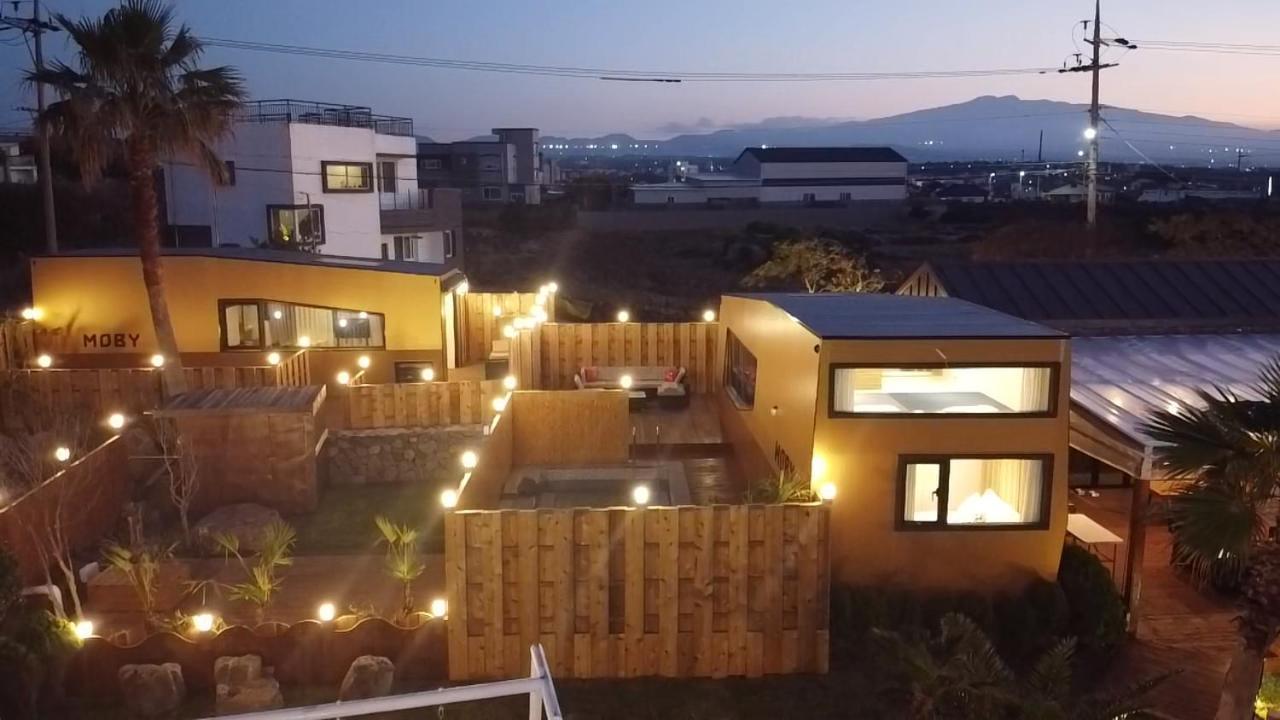 Morning Beach Pension Jeju Exterior photo