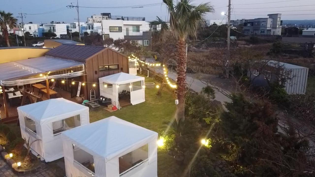 Morning Beach Pension Jeju Exterior photo
