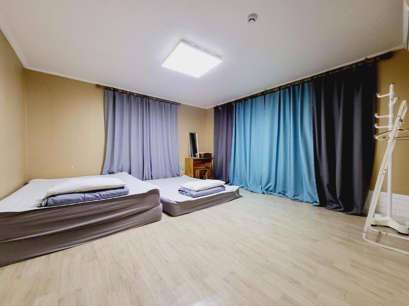 Morning Beach Pension Jeju Exterior photo