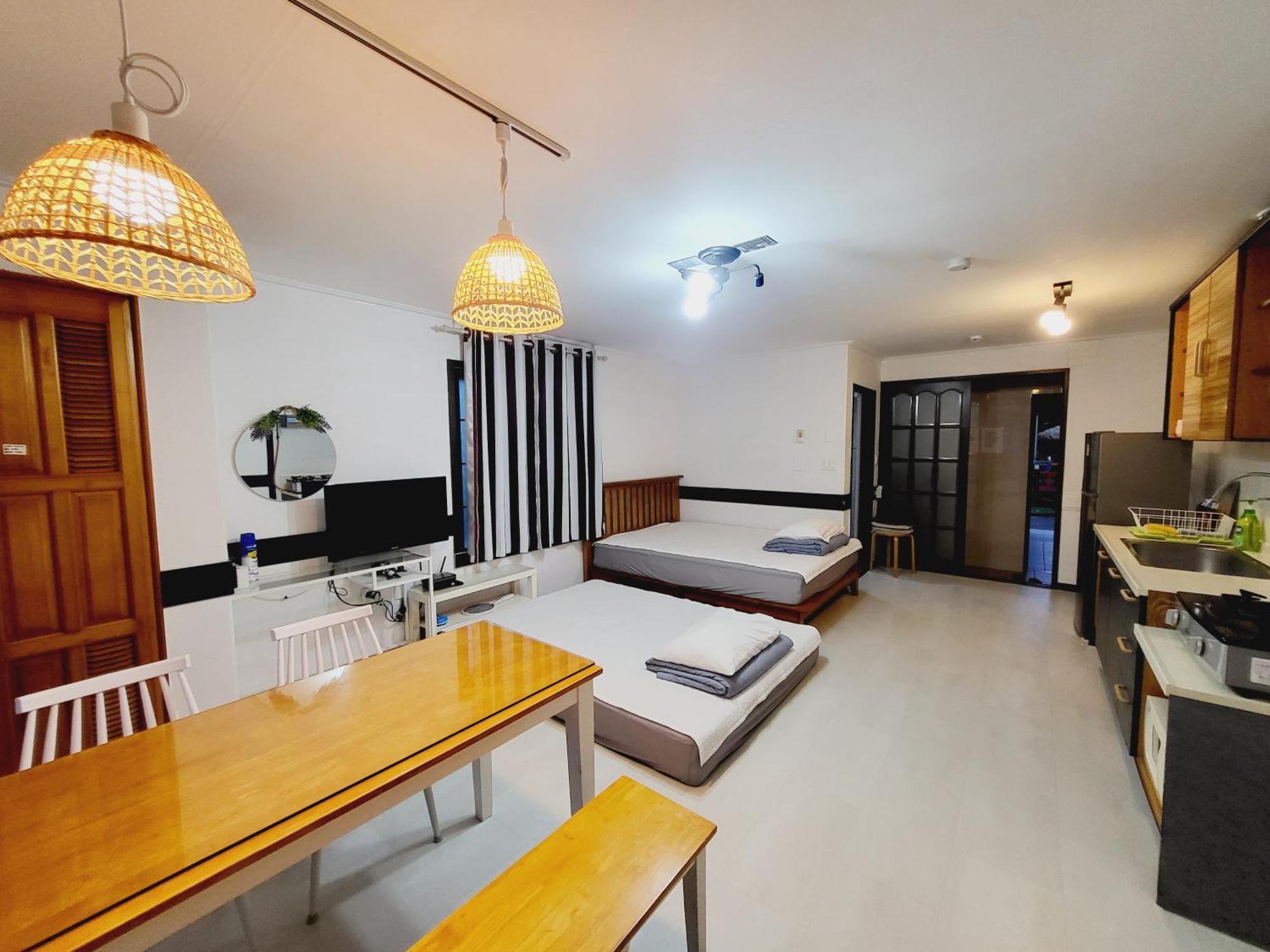 Morning Beach Pension Jeju Exterior photo